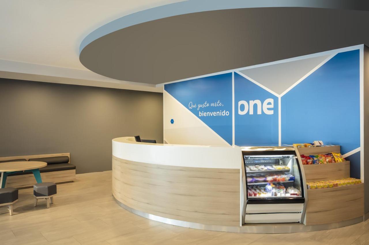 One Monterrey Tecnologico Hotel Ngoại thất bức ảnh