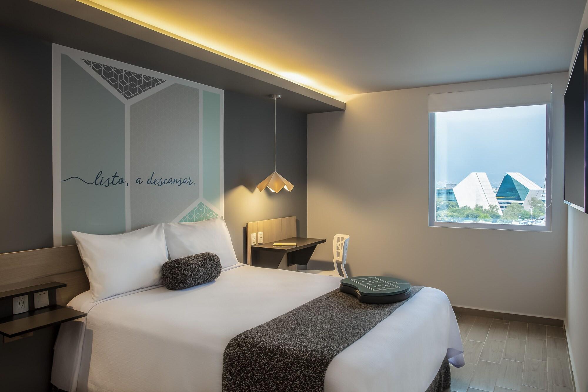 One Monterrey Tecnologico Hotel Ngoại thất bức ảnh